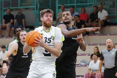 Heimauftakt gegen Koblenz mit Artem Kovalov